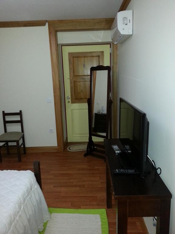 Quinta Da Cardal Guest House Вила Верде Стая снимка