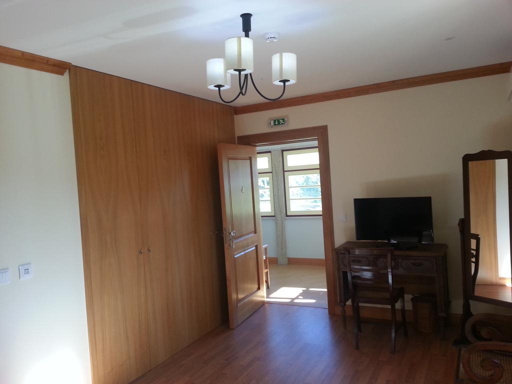 Quinta Da Cardal Guest House Вила Верде Стая снимка