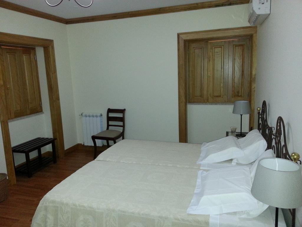 Quinta Da Cardal Guest House Вила Верде Стая снимка